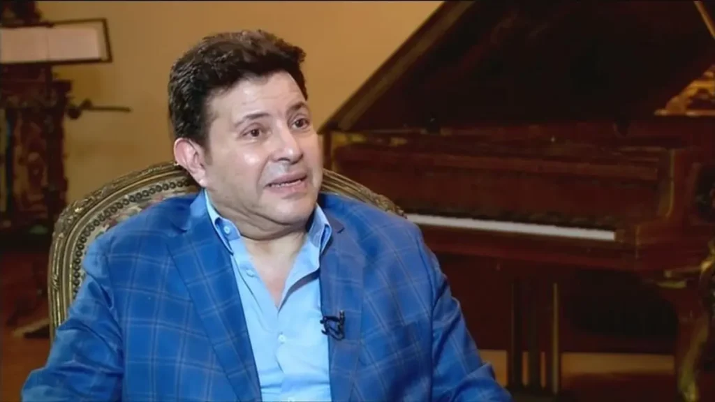 أسرة هاني شاكر تنفي فقدانه الوعي بمستشفى باريس