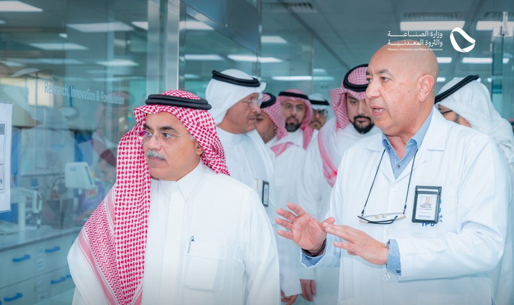 نائب وزير الصناعة يزور المدن الصناعية في الشرقية
