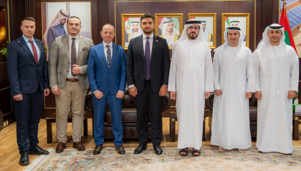 “كهرباء دبي” تبحث تعزيز التعاون في الطاقة المتجددة والابتكار مع بيلاروسيا