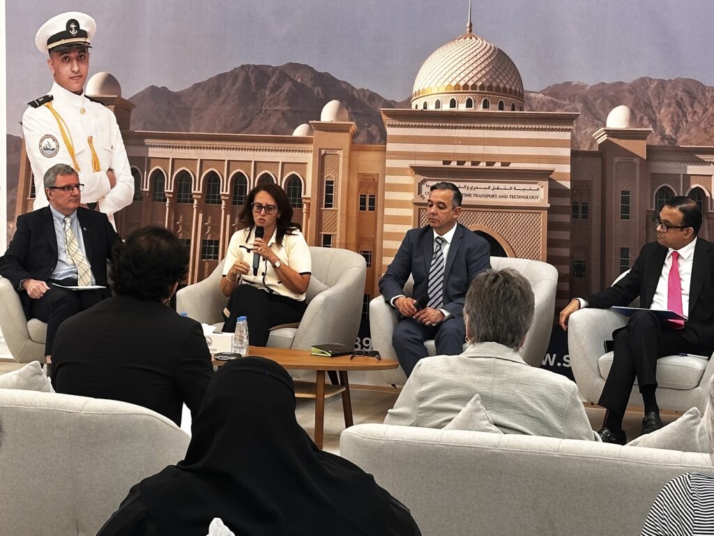 “الشارقة للنقل البحري” تناقش استراتيجيات “المرونة البحرية” لمواجهة تحديات الأزمات العالمية