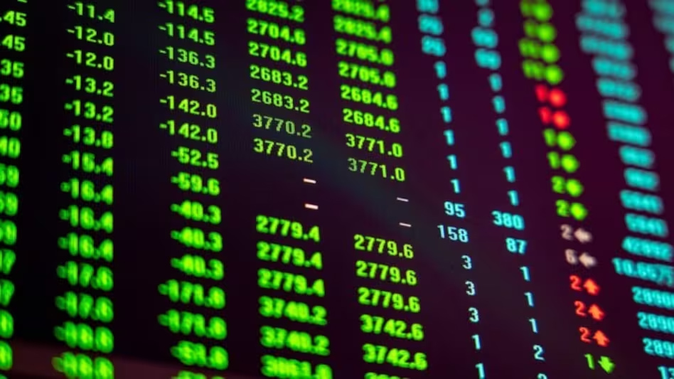 مؤشر سوق الأسهم السعودية يغلق مرتفعًا عند مستوى 10818.98 نقطة