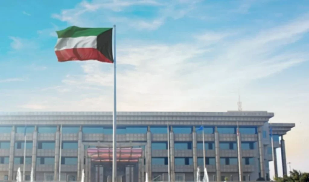الكويت تحبط مخططاً لـ«داعش» الإرهابي حاول استهداف منشأة حيوية